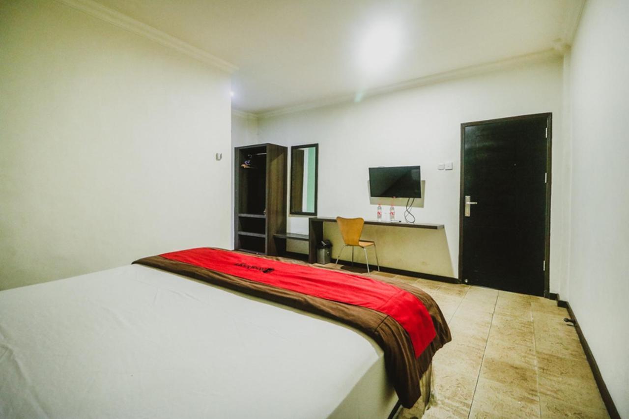 Reddoorz Plus Near Jambi Prima Mall Esterno foto
