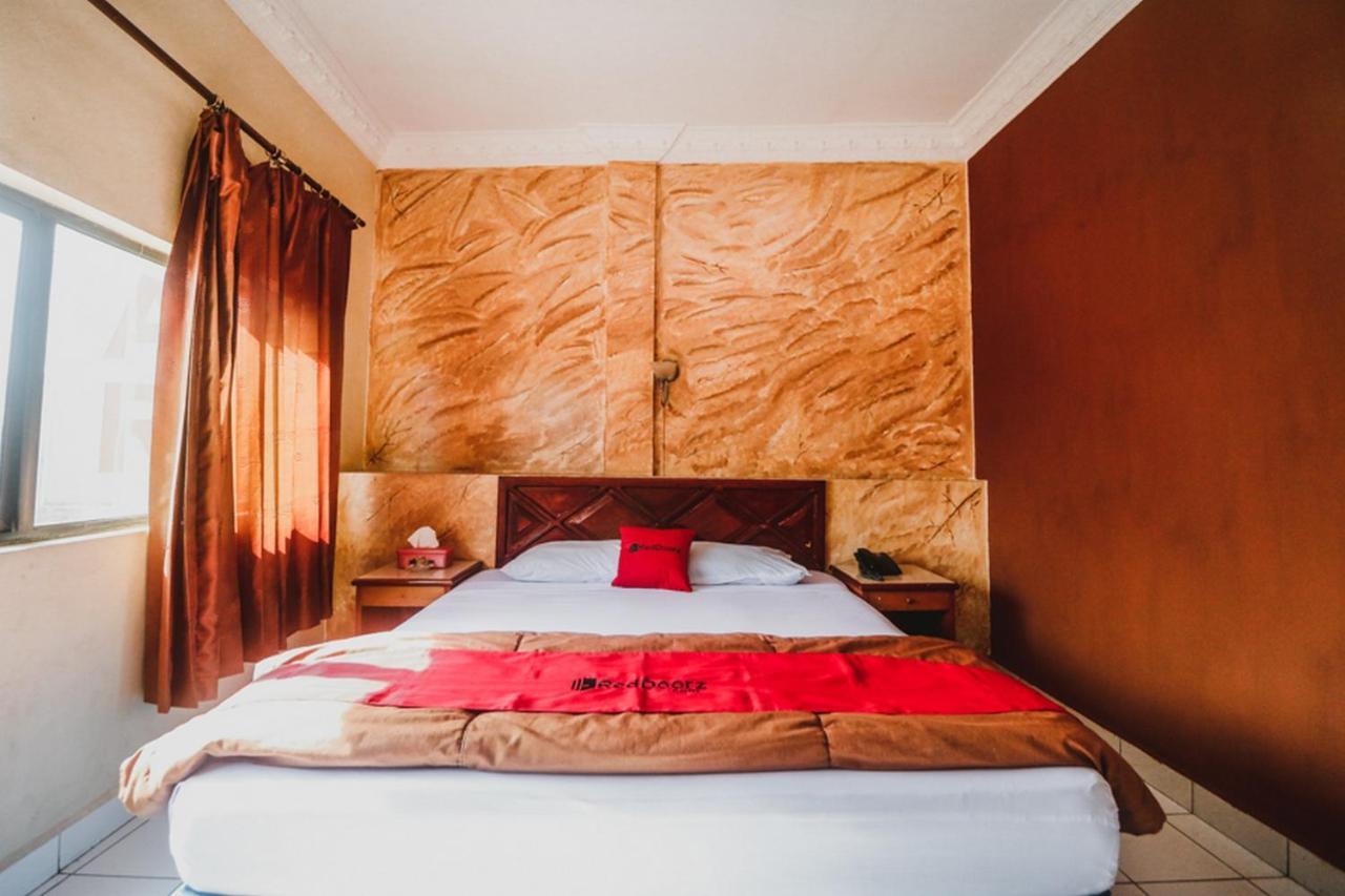 Reddoorz Plus Near Jambi Prima Mall Esterno foto